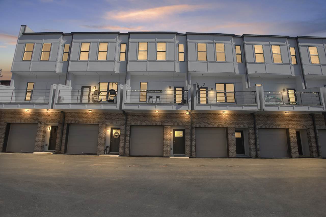 2030 Main Street Northwest