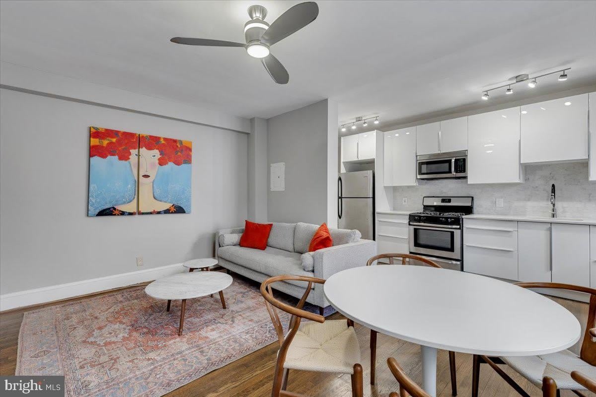 1301 LONGFELLOW Street NW unit: 207