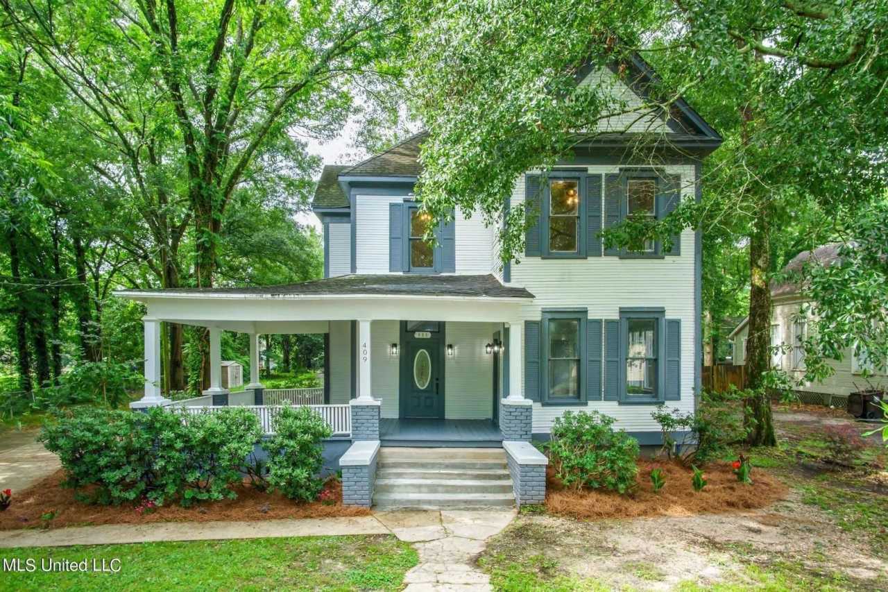 Beautiful 4-Bedroom, 3.5 Bathroom for Rent