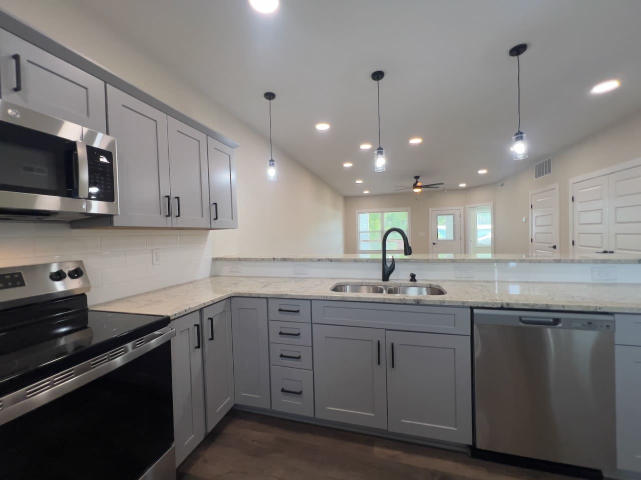 143 Carver Street - 12