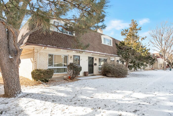 1233 South Monaco Street Parkway