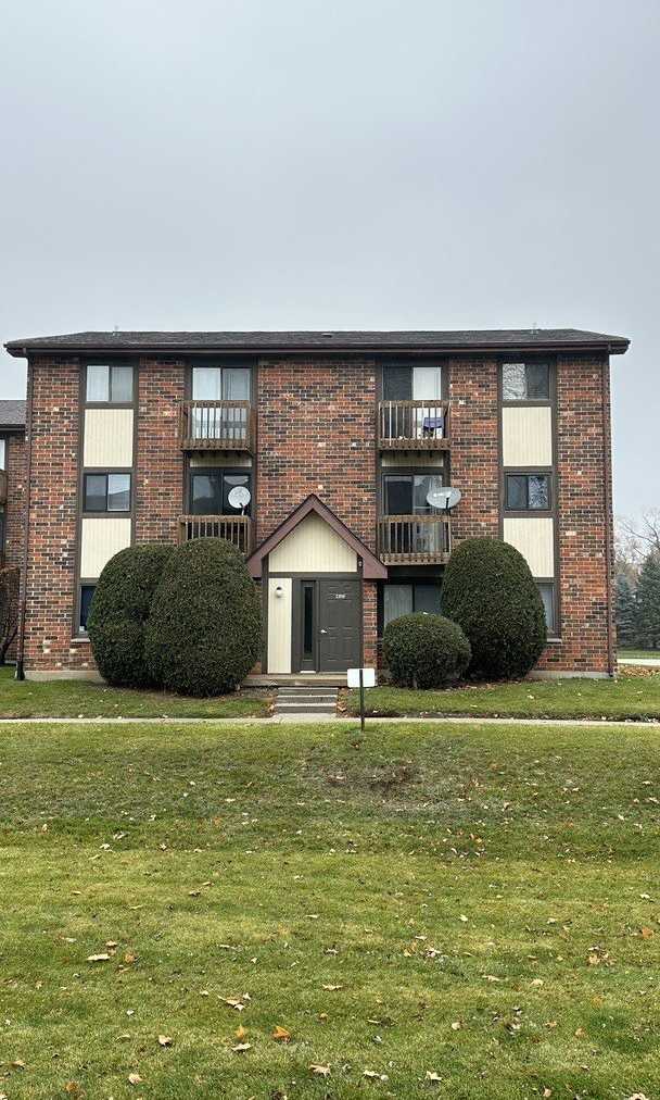 413 Berkshire Drive unit: 22