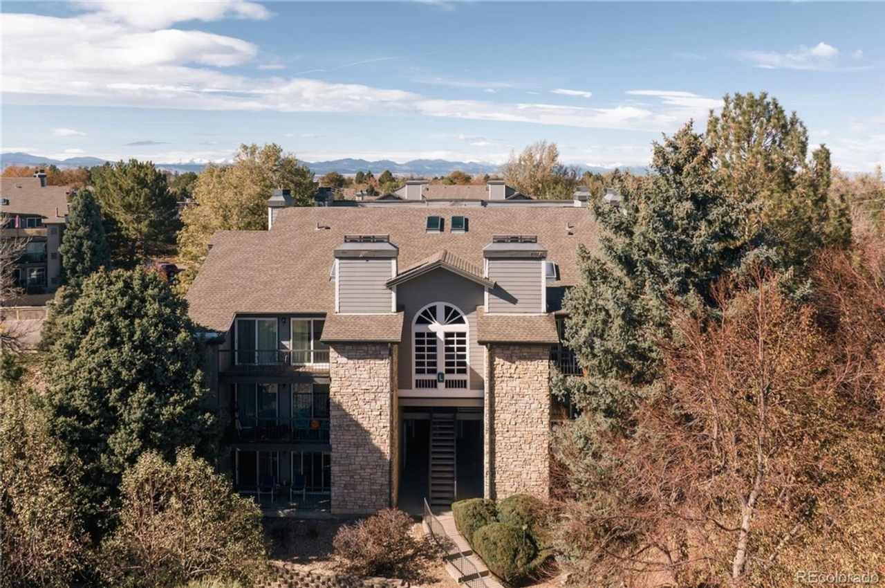 Charming 2BR Condo in Denver