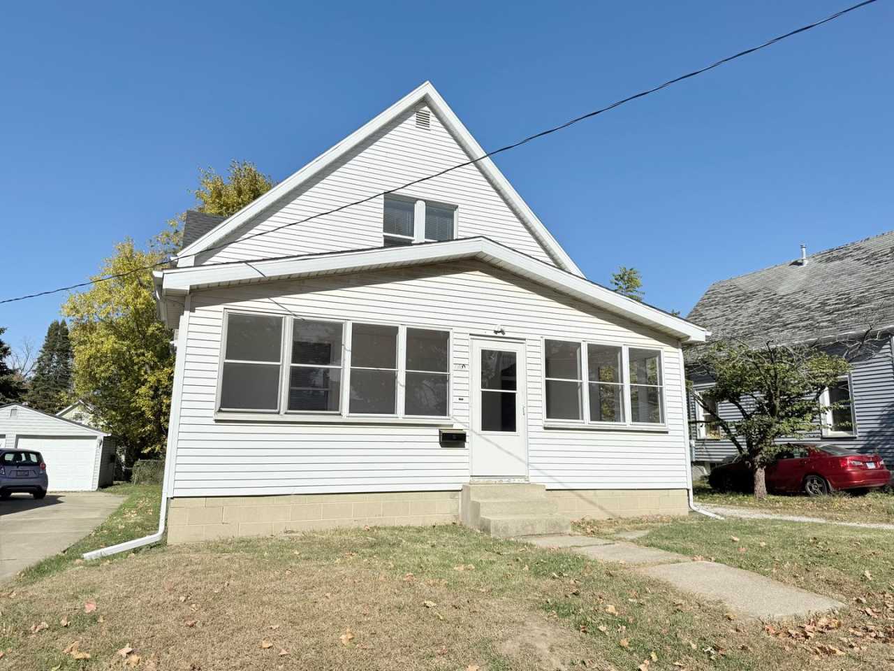 Spacious 4-Bedroom Home with Fenced Backyard