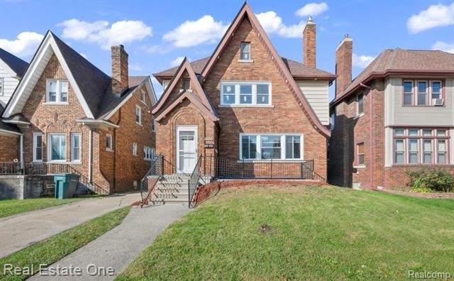 7305 APPOLINE Street