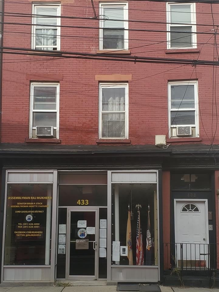 433 PALISADE AVE
