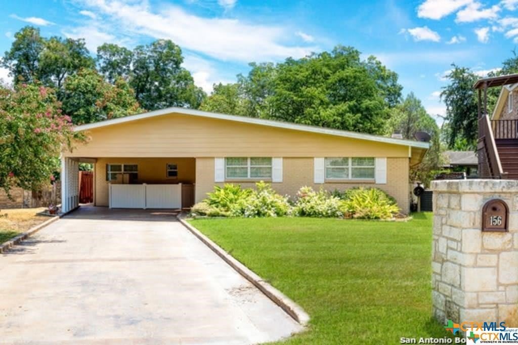 156 Trelawney Street