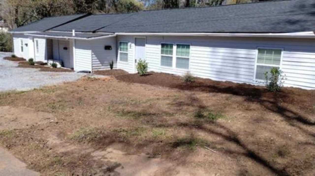 heat/air stove refrigerator/near downtown