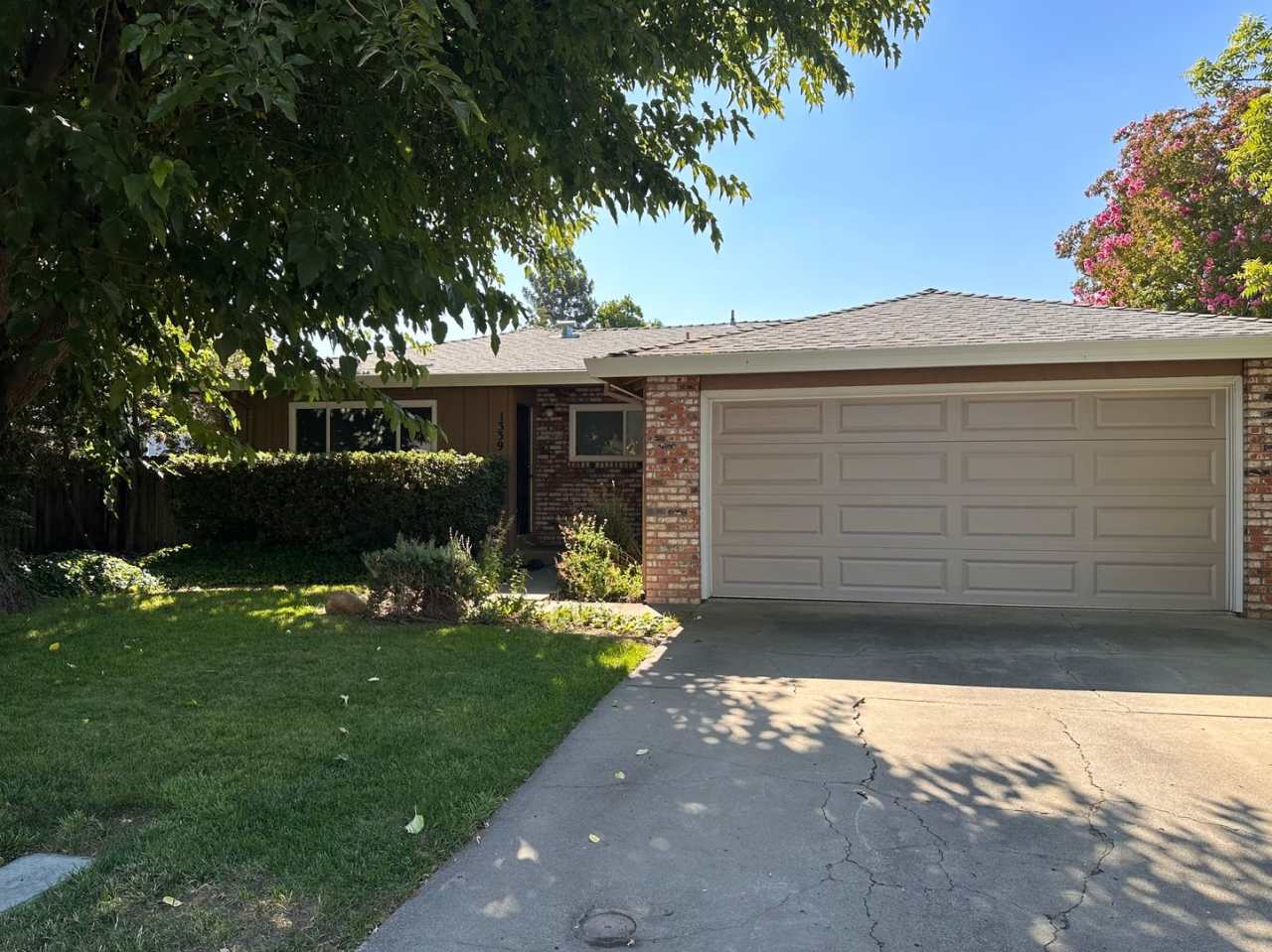 Lovely 3-Bedroom/2-Bath Home Close to Slide Hill Park-$500 OFF FIRST MONTH'S RENT!!!