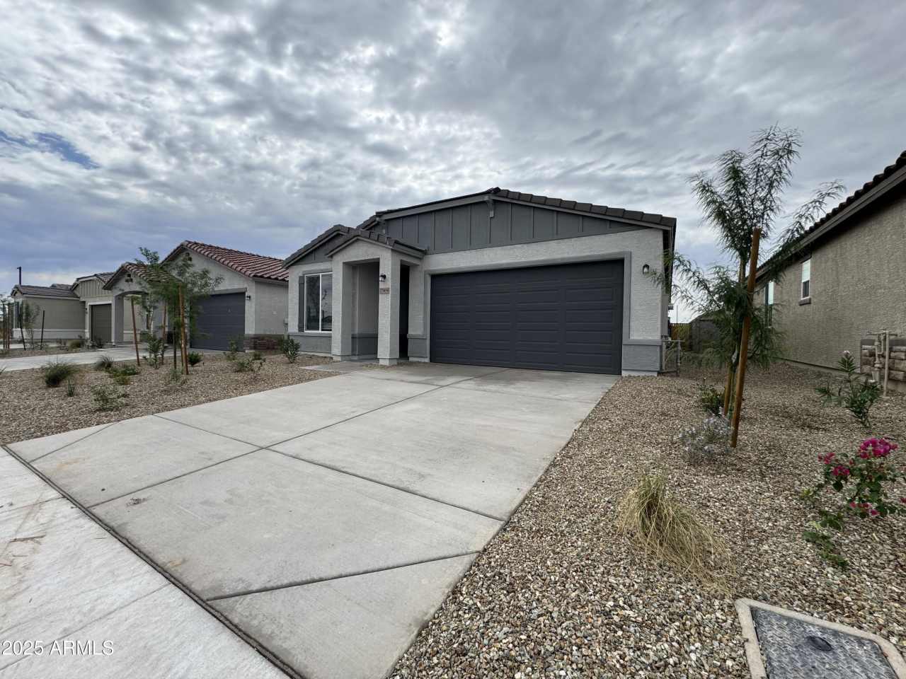 17969 W SAND HILLS Drive