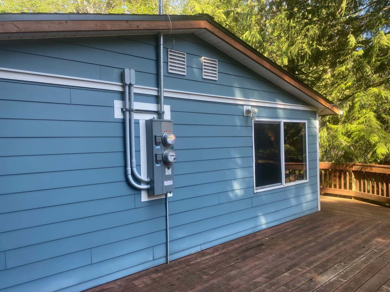 850-852 East Sesame Street - 852