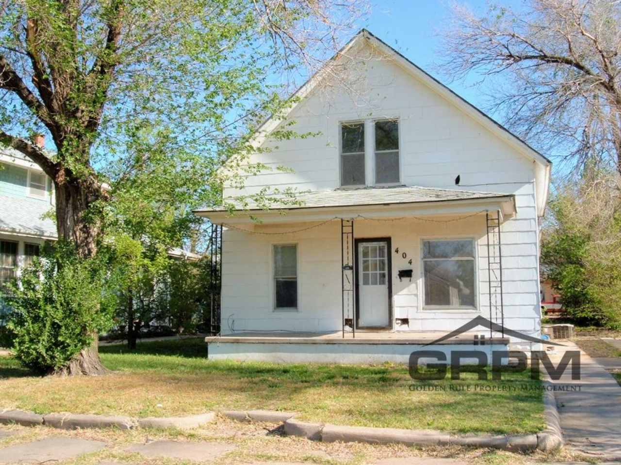 2 Story - 3 Bed 1 Bath Home