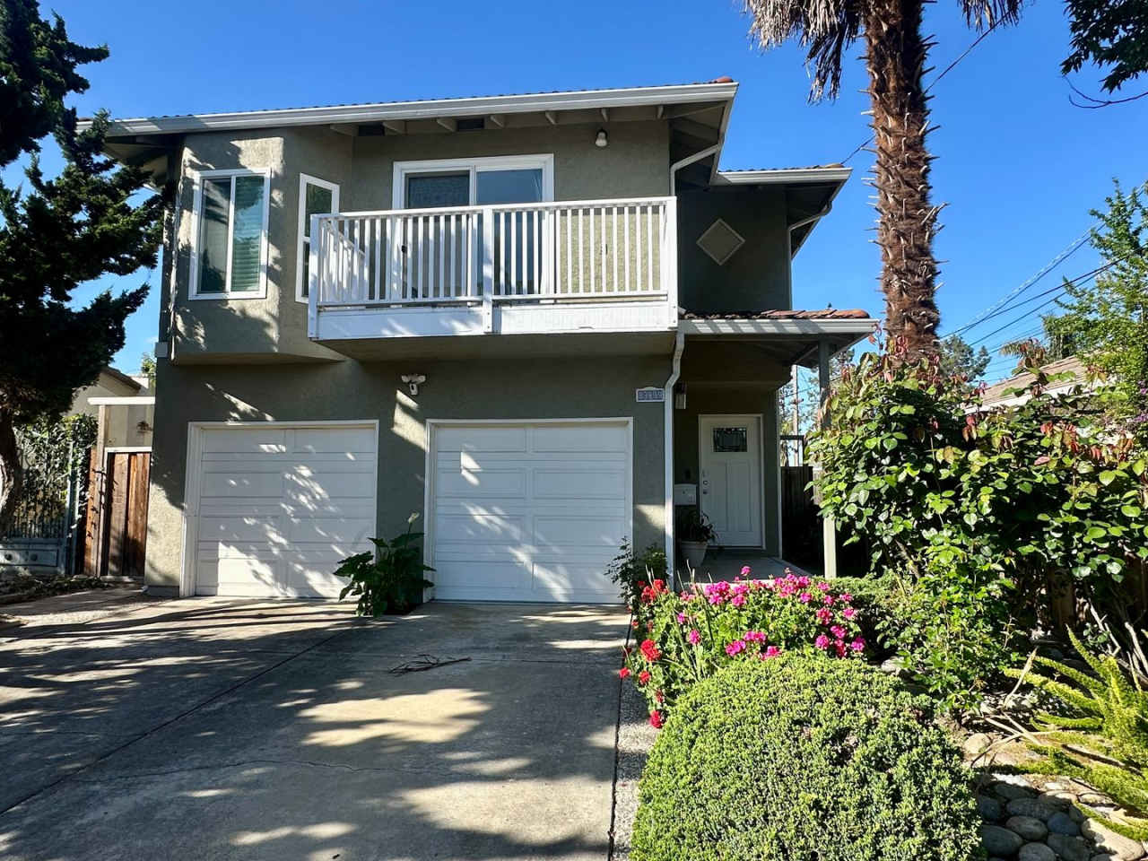 Available December 1st! 5 Bedroom 3 Bath Union City GEM!