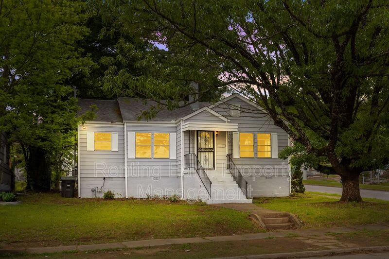 1001 Valley Rd Place