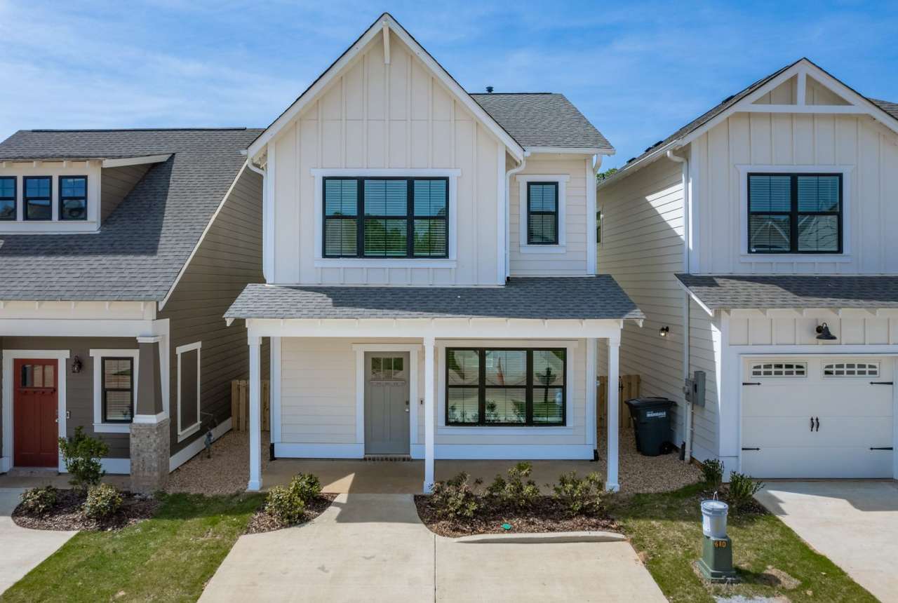 New Construction in Prime Pelham Location!