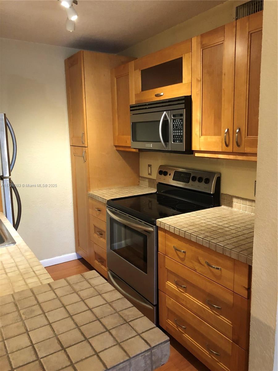 4421 West Mcnab Road