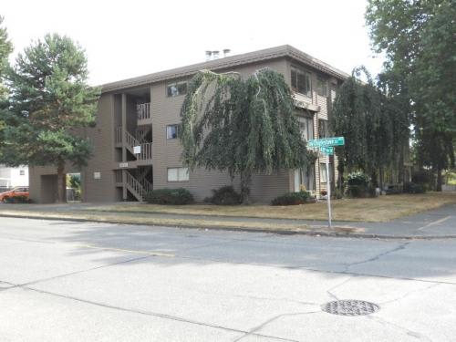 4715 SW Charlestown St.