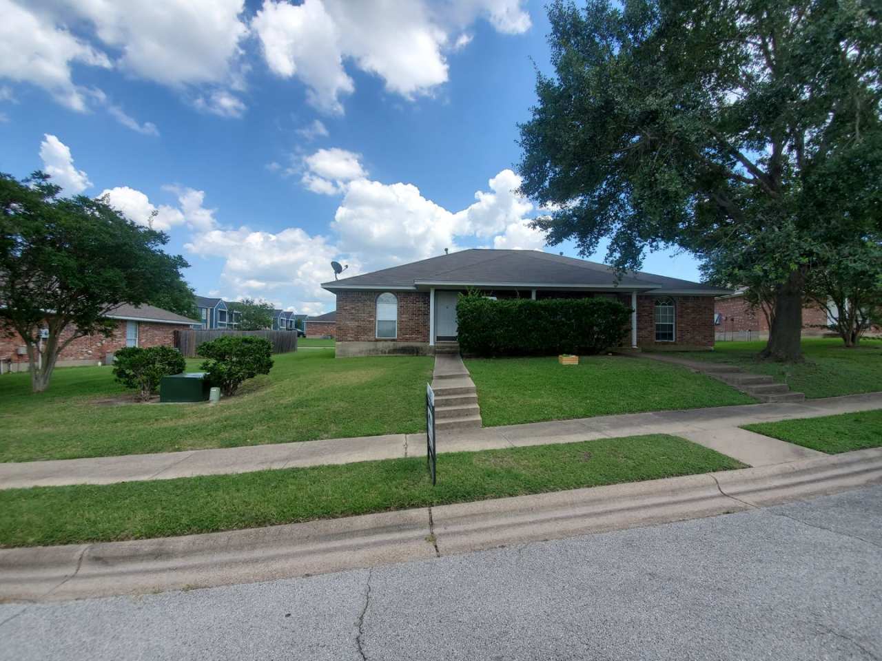 College Station - 3 bedroom / 2 Bath Duplex in Wolf Pen Creek,