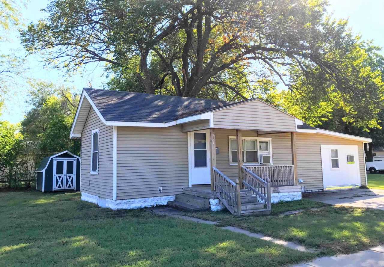 Clean 2 bedroom home