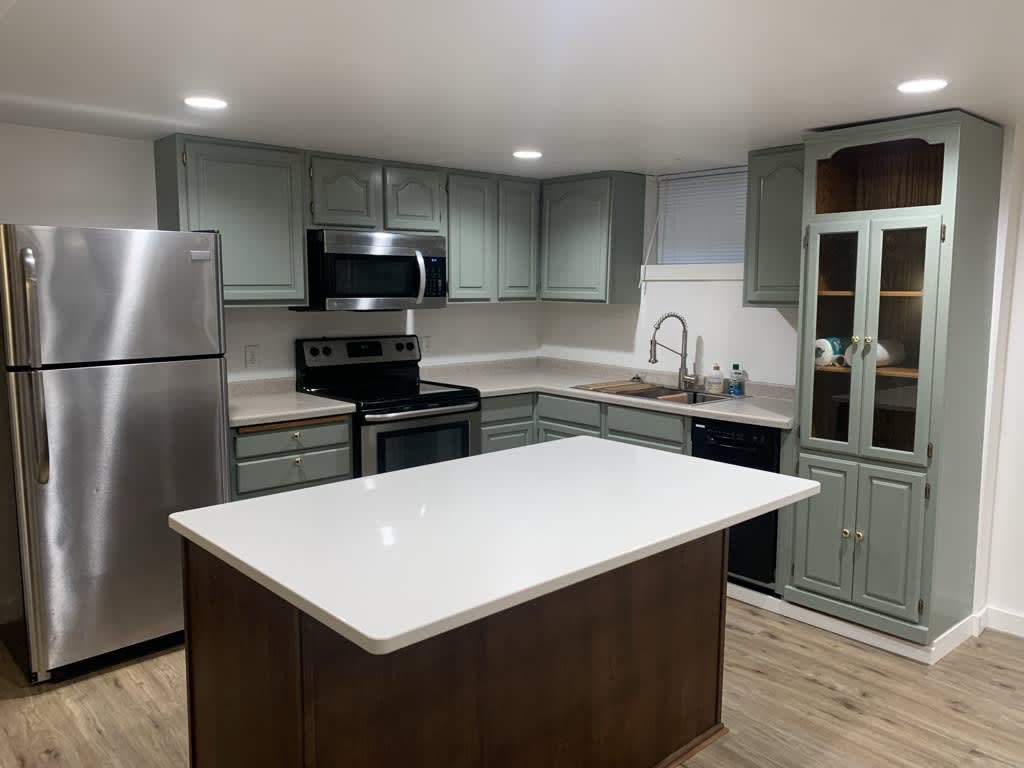 1616 1/2 1st Avenue Northeast