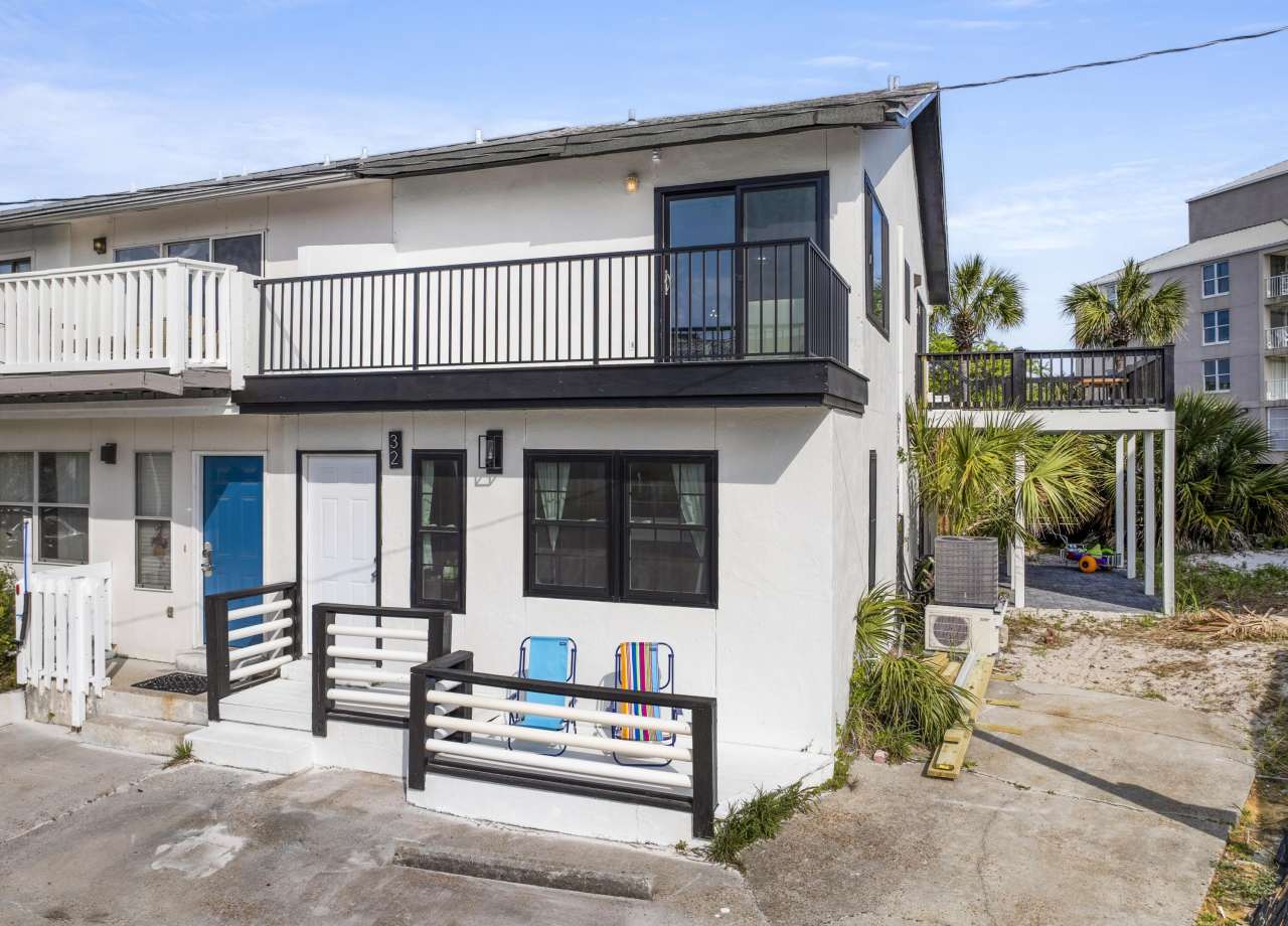 32 Gulf Breeze Court