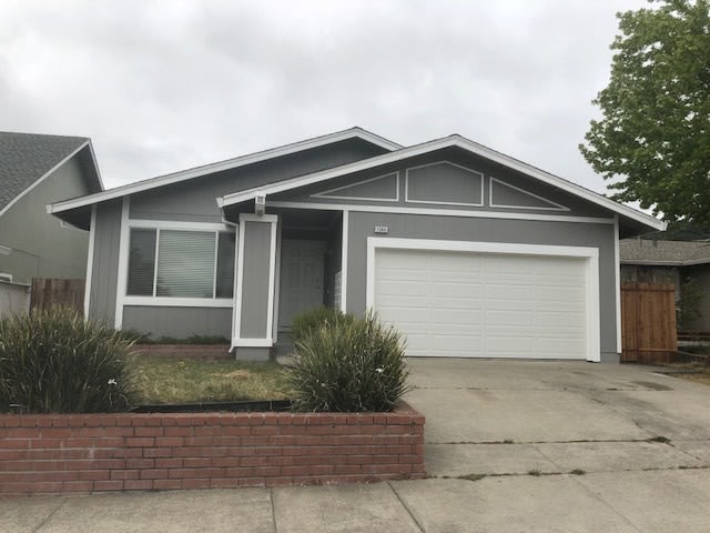 1564 Gladstone Way~Rohnert Park~3 bedrooms~2 bathrooms~Single Level