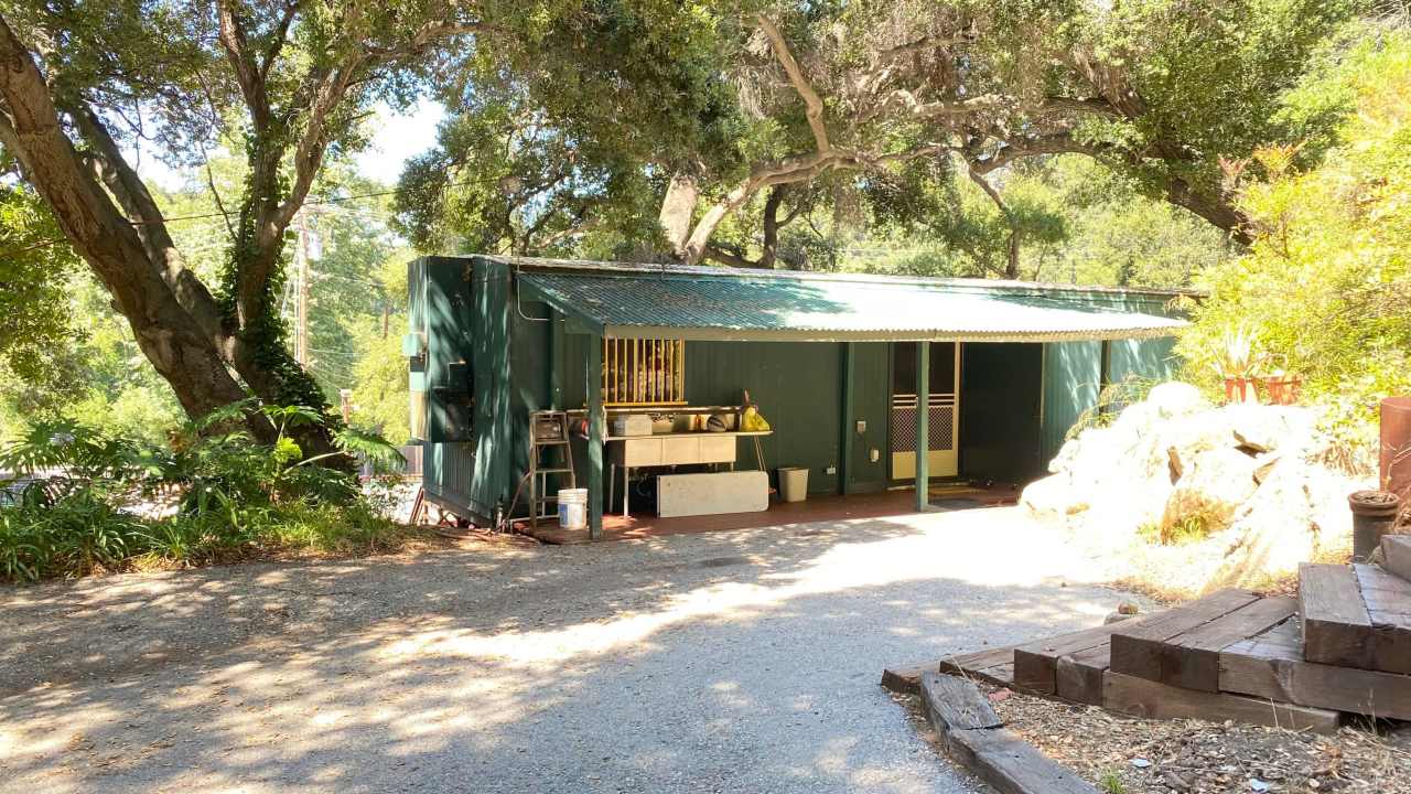 201 S Topanga Canyon Blvd