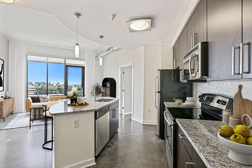 DelRay Tower Apartments