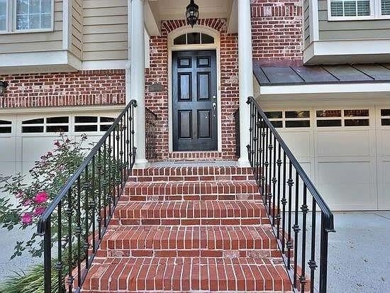 12090 Stone Brook Cove