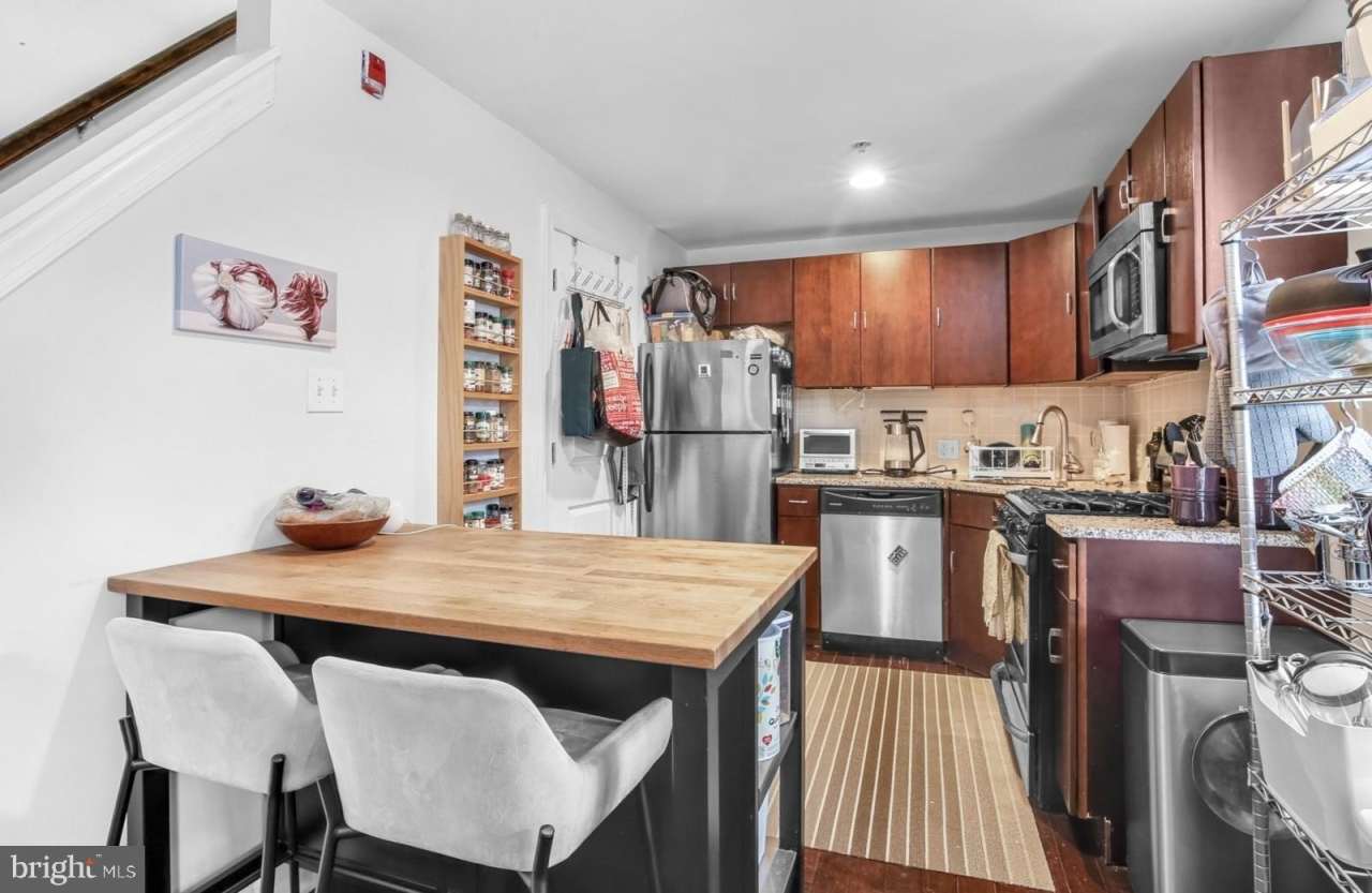 1616 FAIRMOUNT AVENUE