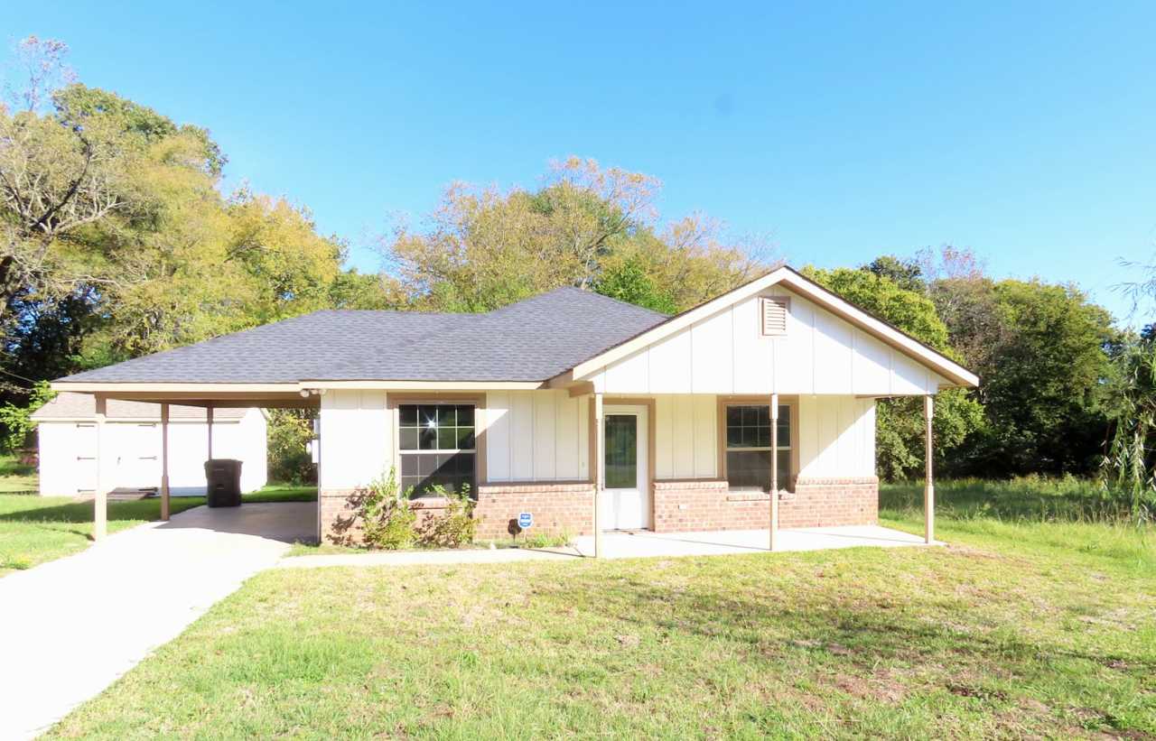 Updated 3 Bedroom, 2 Bath Home in Tyler!