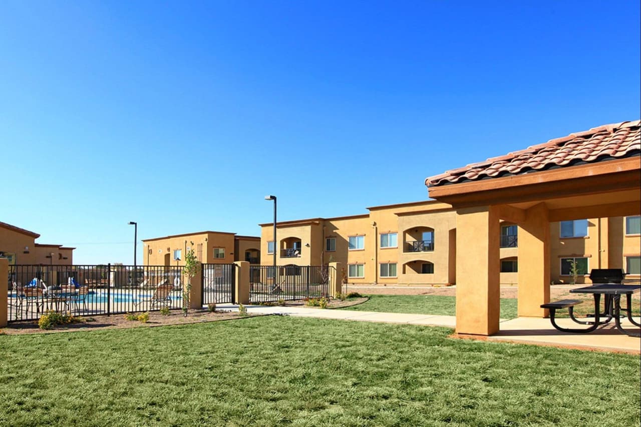 Raintree Apartments