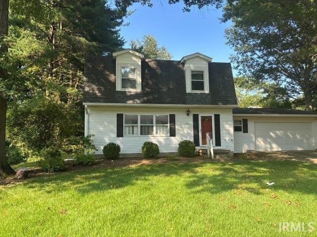 4317 E Wembley Court