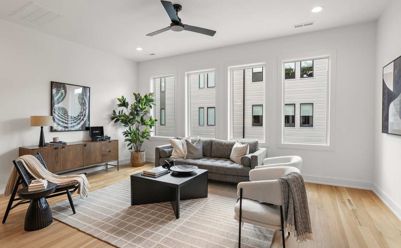 16 Willis Street - D