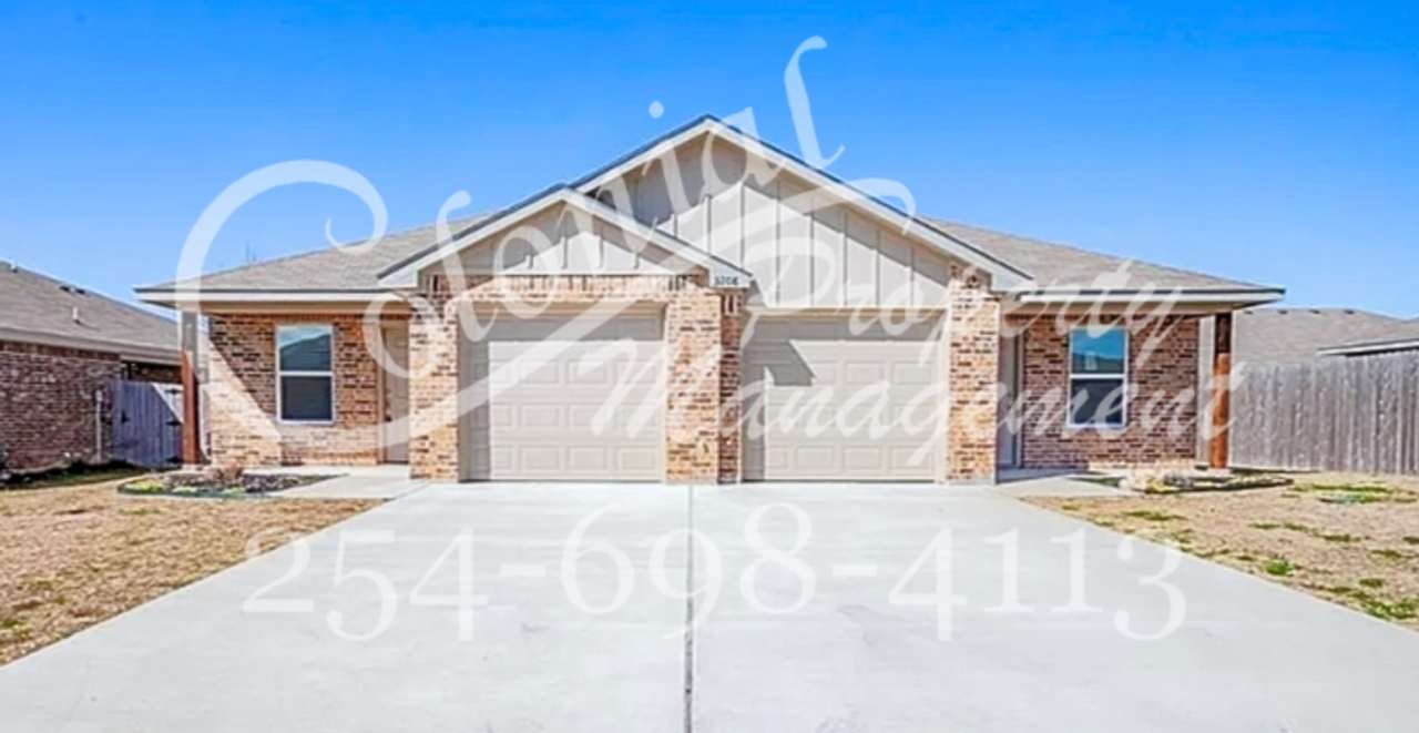 AVAILABLE SOON! *MORE PHOTOS COMING SOON* (SECTION 8 ACCEPTED)