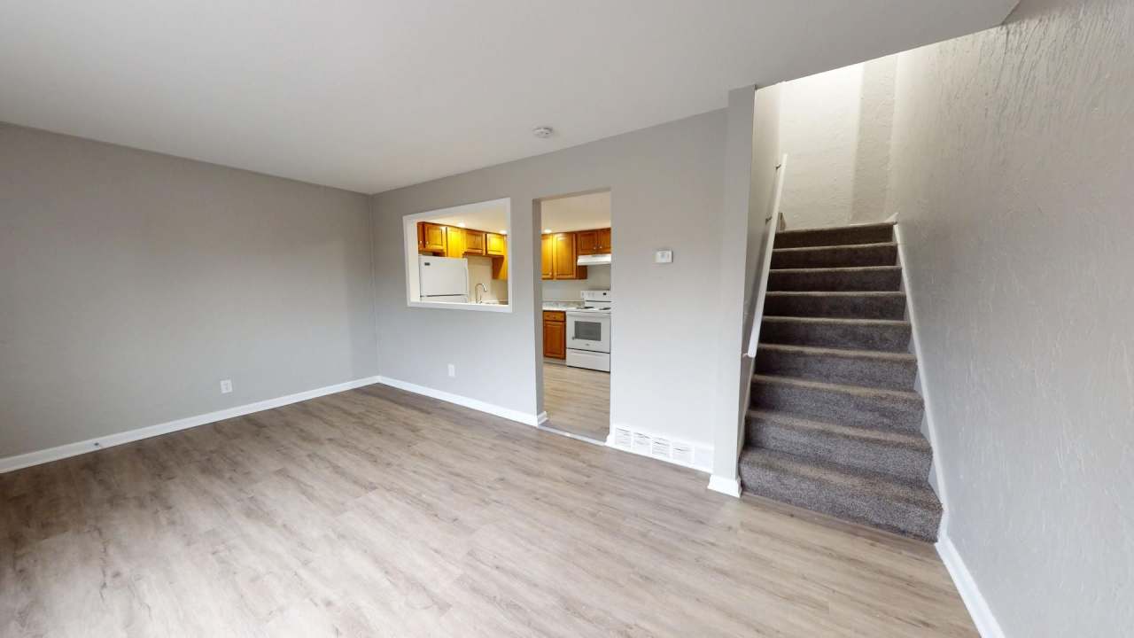 S.Abbe/SR-57 neighborhood: 2 bedroom/1 bathroom updated townhouse.