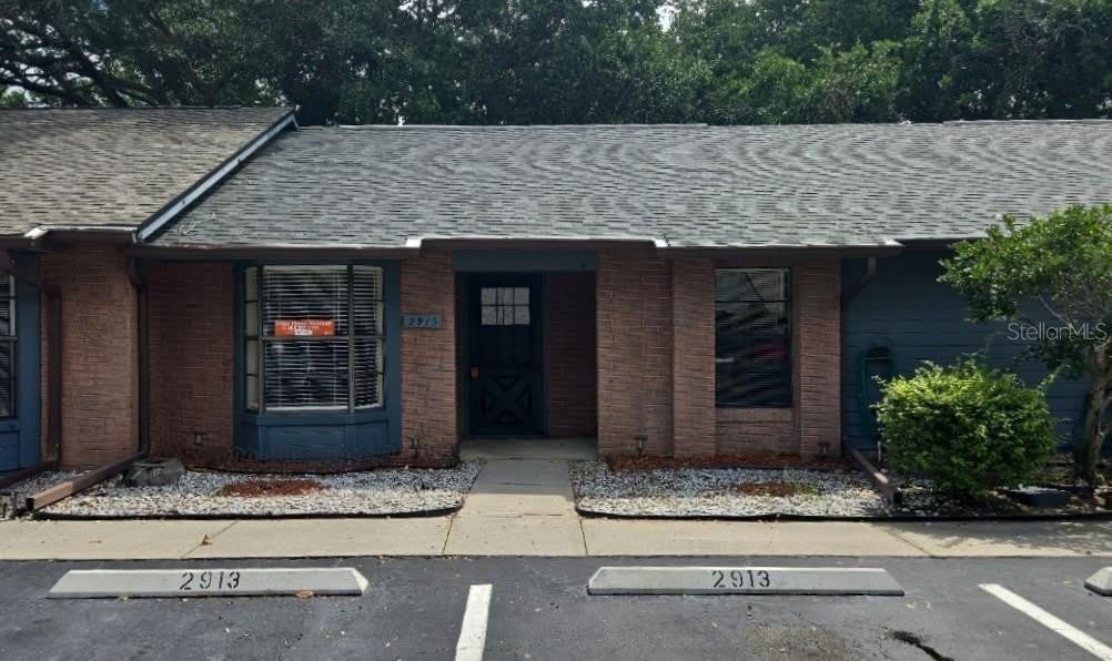 2913 DUCHESS OAK COURT