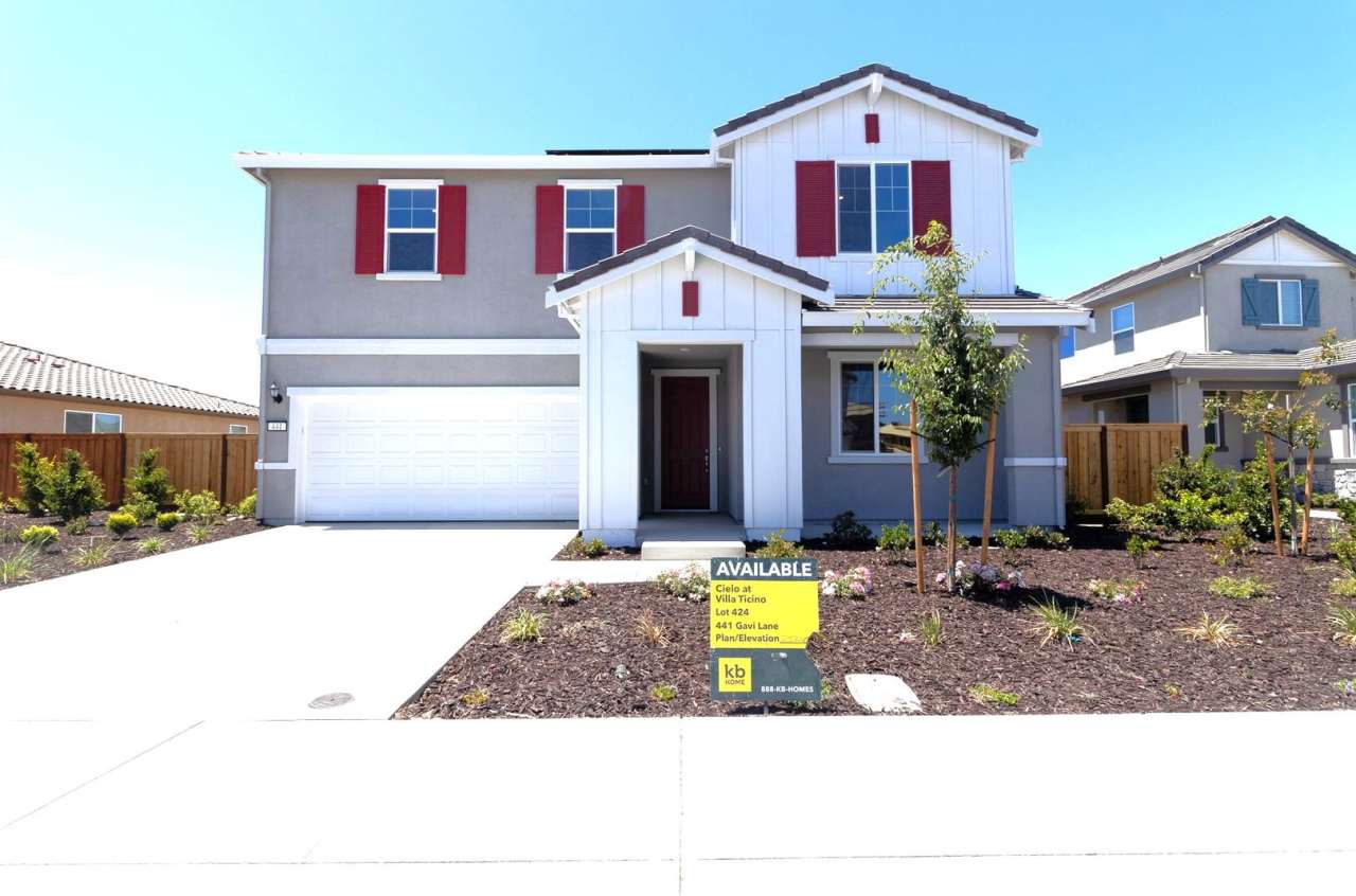 Stunning new home for rent in Manteca!