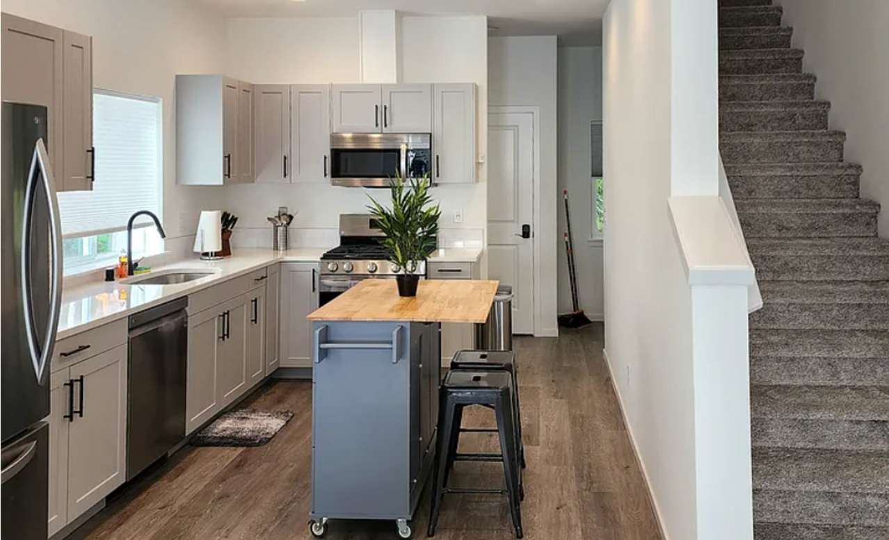 Beautiful, private 2 bed, 2.5 bath townhouse in Silverdale