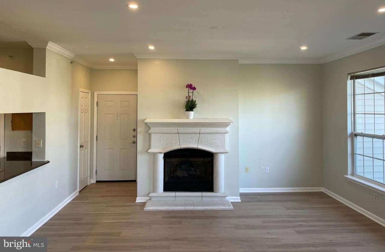 12937 CENTRE PARK CIRCLE