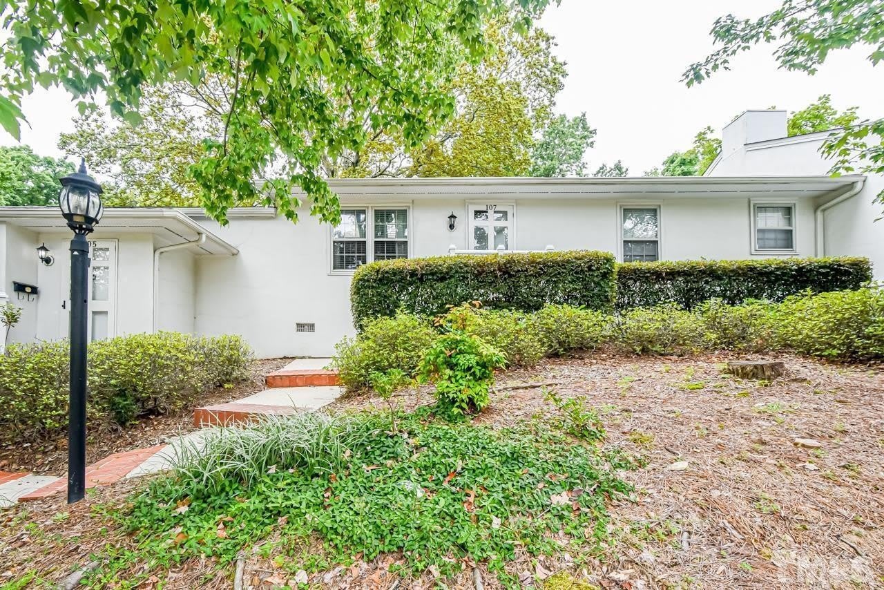 1941 Clark Avenue unit: 107