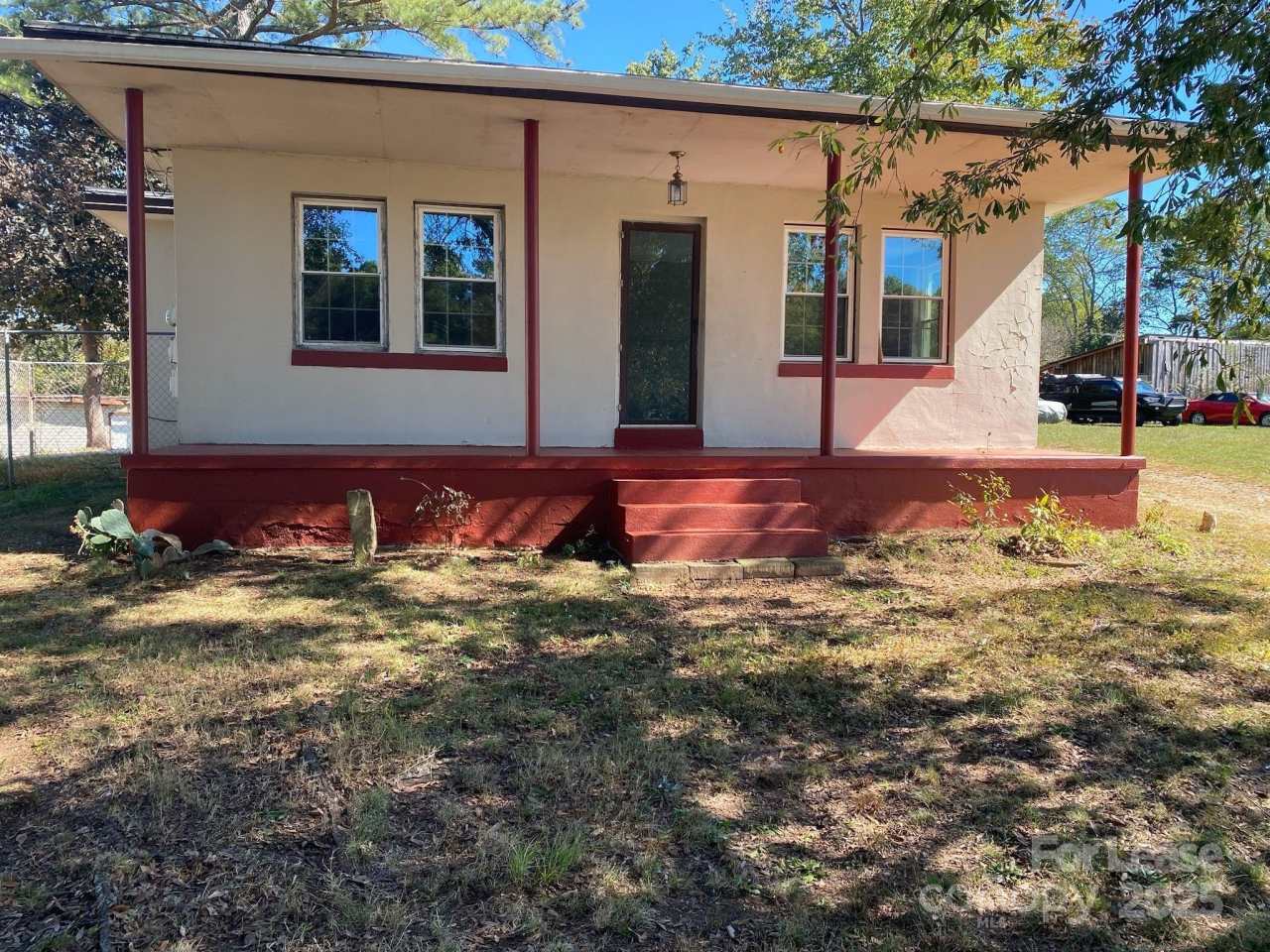 327 39th Street Place SW