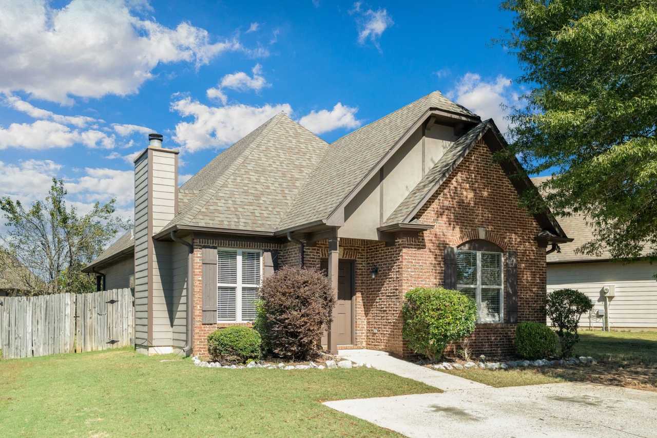 2118 Adkins Pl (Moody)