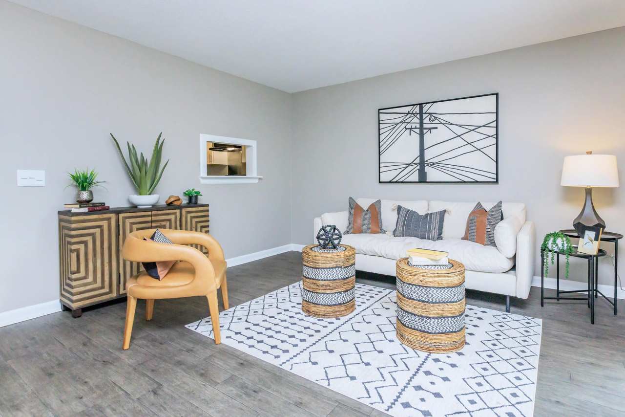Laurel Ridge Apartments
