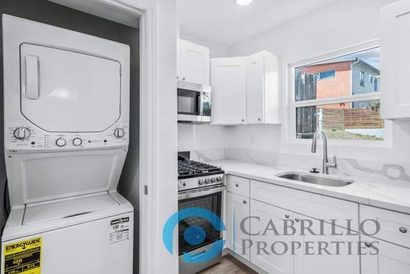 2527 Tuberose Street