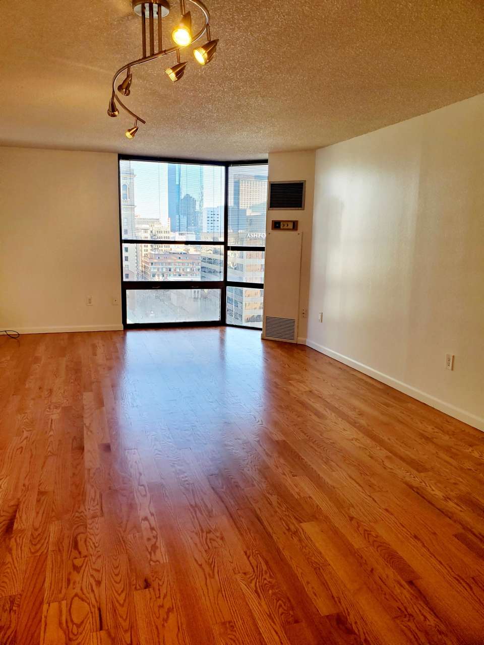 1625 Larimer St. unit 1804