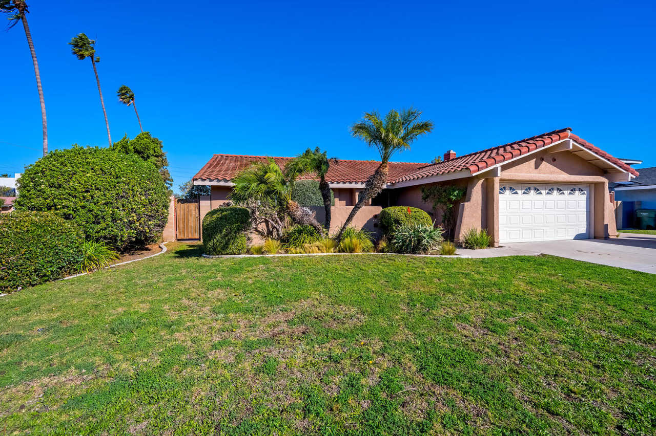 8735 El Rancho Avenue