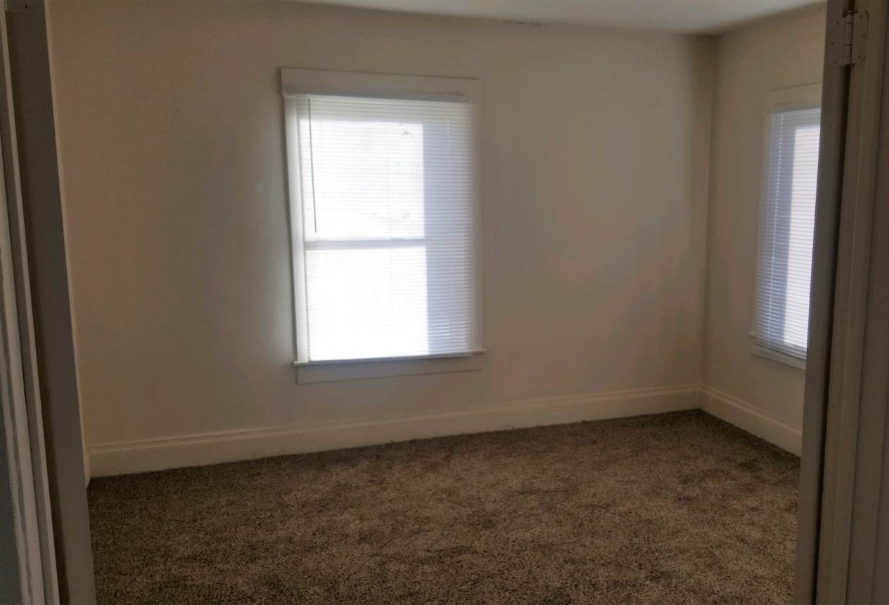 2 Bedroom/1 Bathroom Near Hays Park
