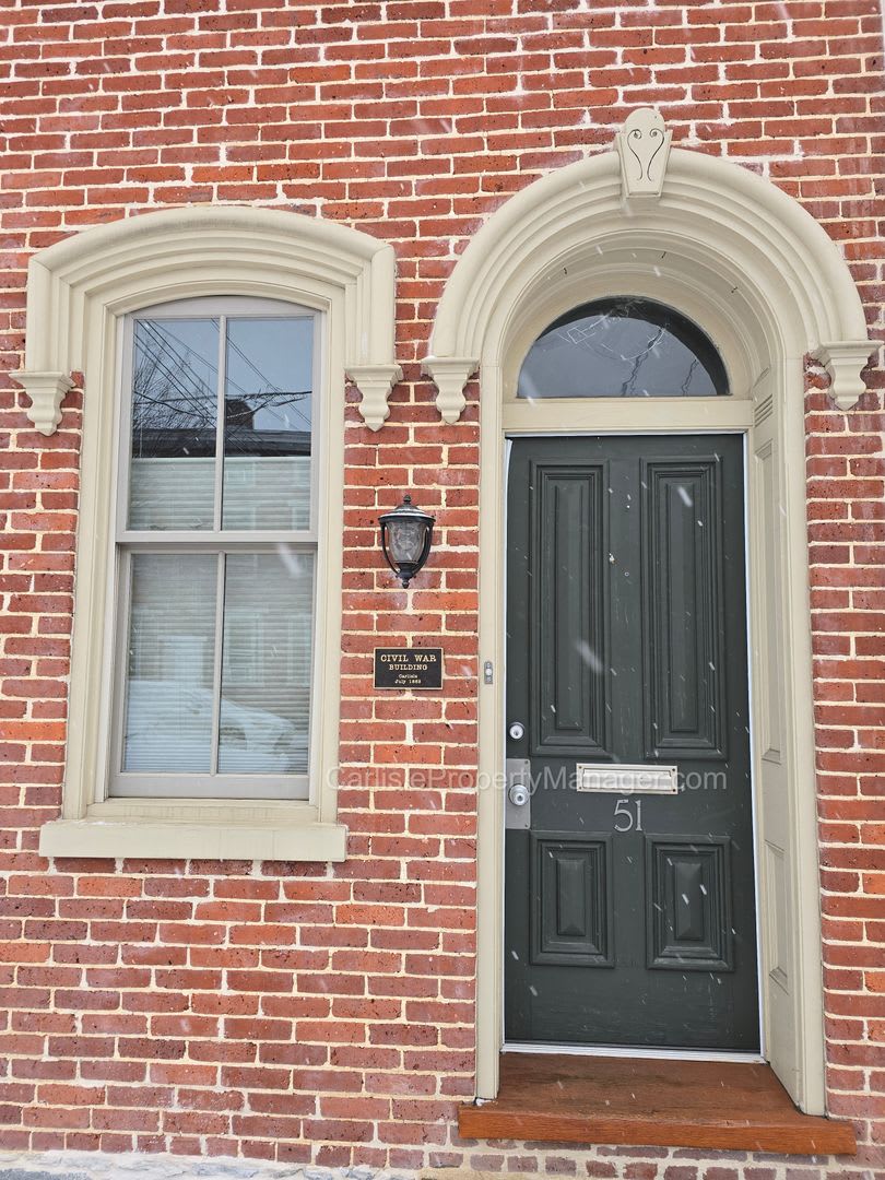 Downtown Carlisle Historic Townhouse for Rent two blocks from the main square and weekly farmers market