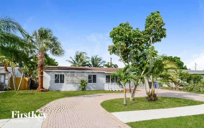 6820 Southwest 16th Court